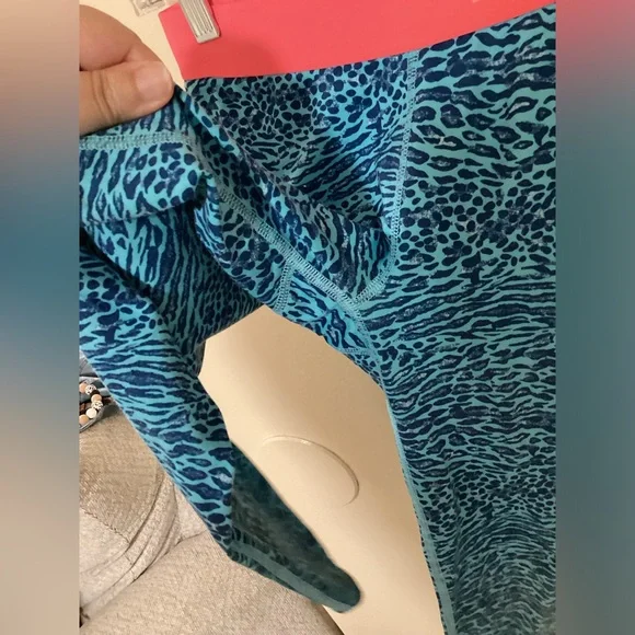 ✨Nike Pro Cheetah Print Leggings Size M - Picture 4 of 9
